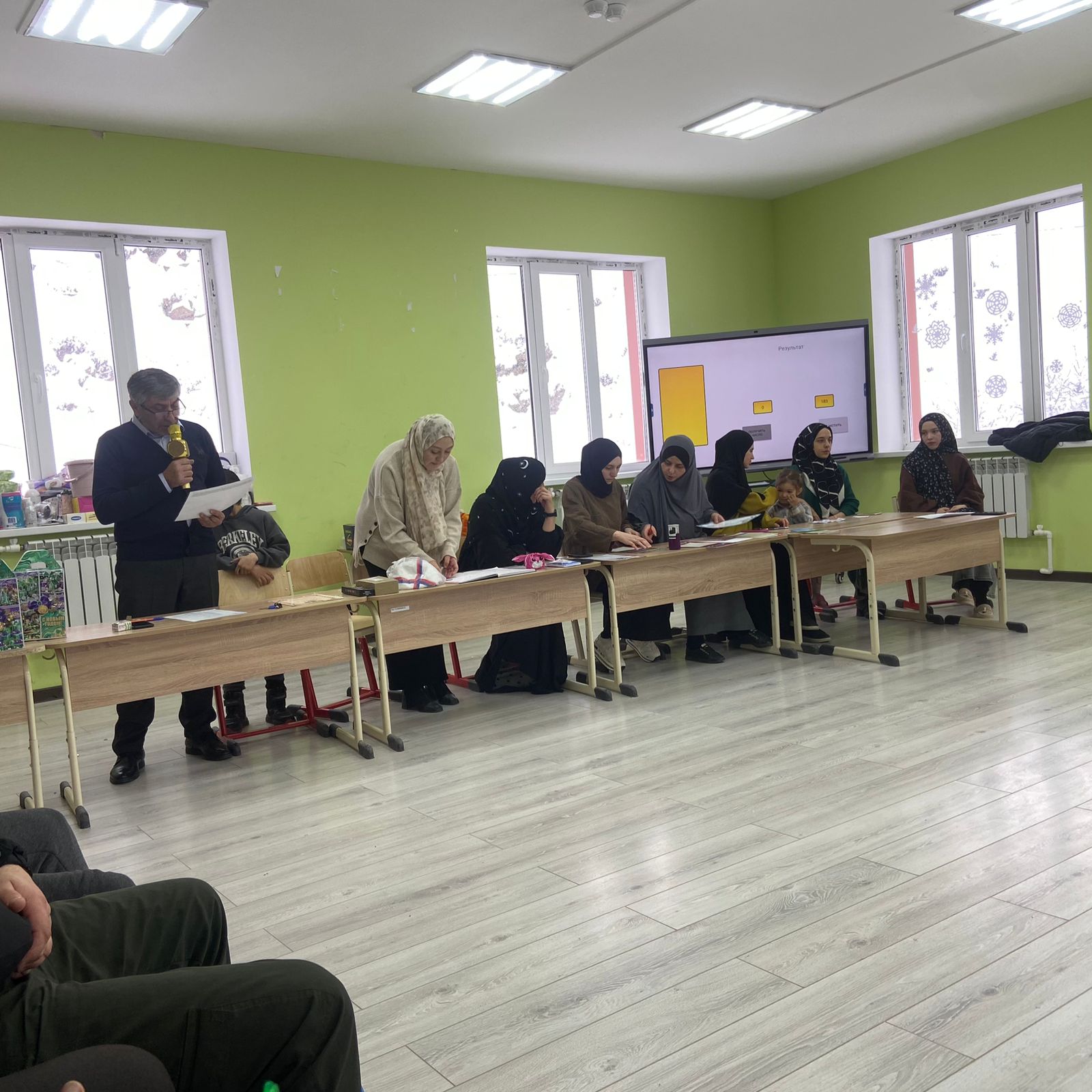 Новый год в школе.